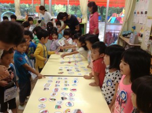 おかしを選んで‥